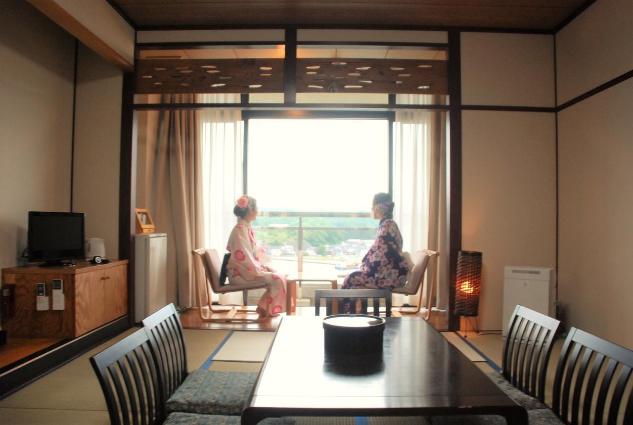 Castle Manai Hotel Anamizu Exterior photo